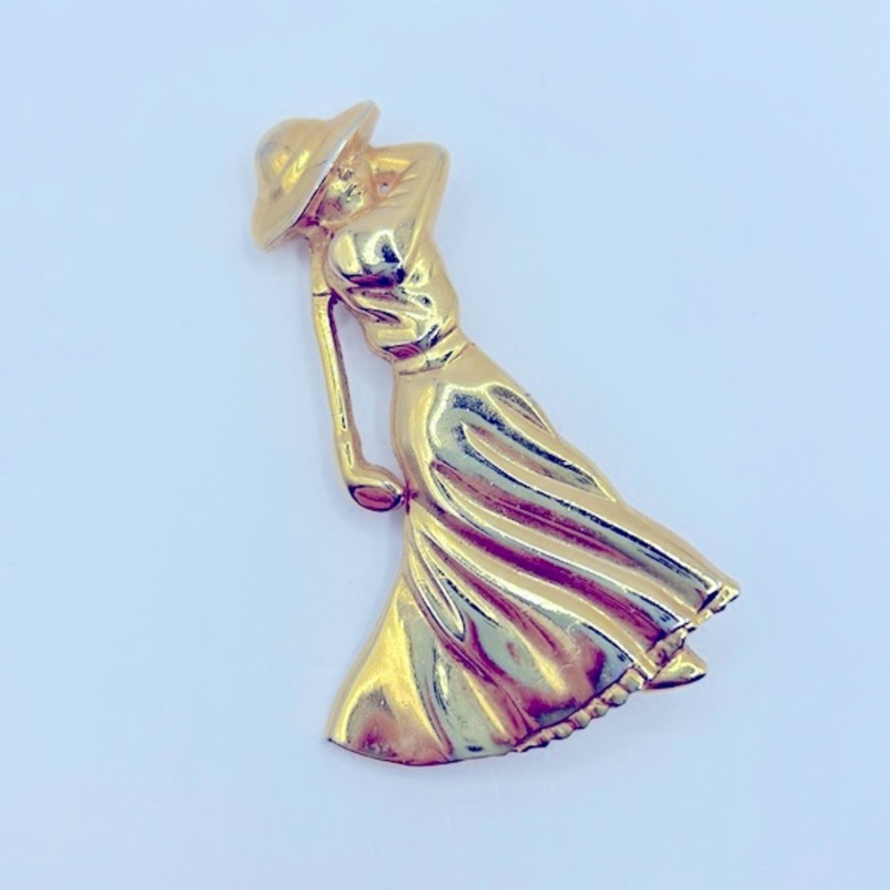 Vintage Signed FORT Lady Golfer Brooch | 3” Gold Tone Figural Pin